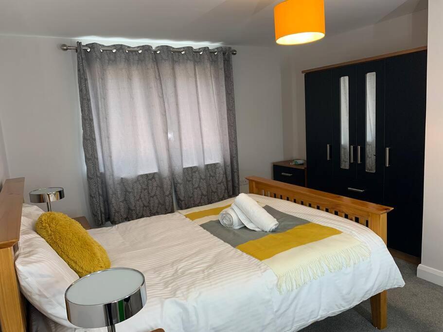 Aqua Dreams - Serviced Luxury Modern Belfast City Centre 2 Bed Apartment Экстерьер фото