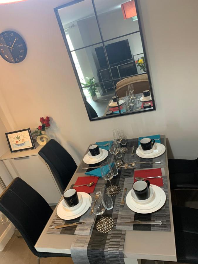Aqua Dreams - Serviced Luxury Modern Belfast City Centre 2 Bed Apartment Экстерьер фото