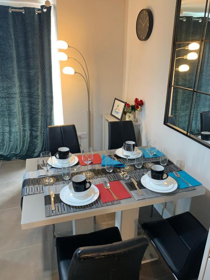 Aqua Dreams - Serviced Luxury Modern Belfast City Centre 2 Bed Apartment Экстерьер фото