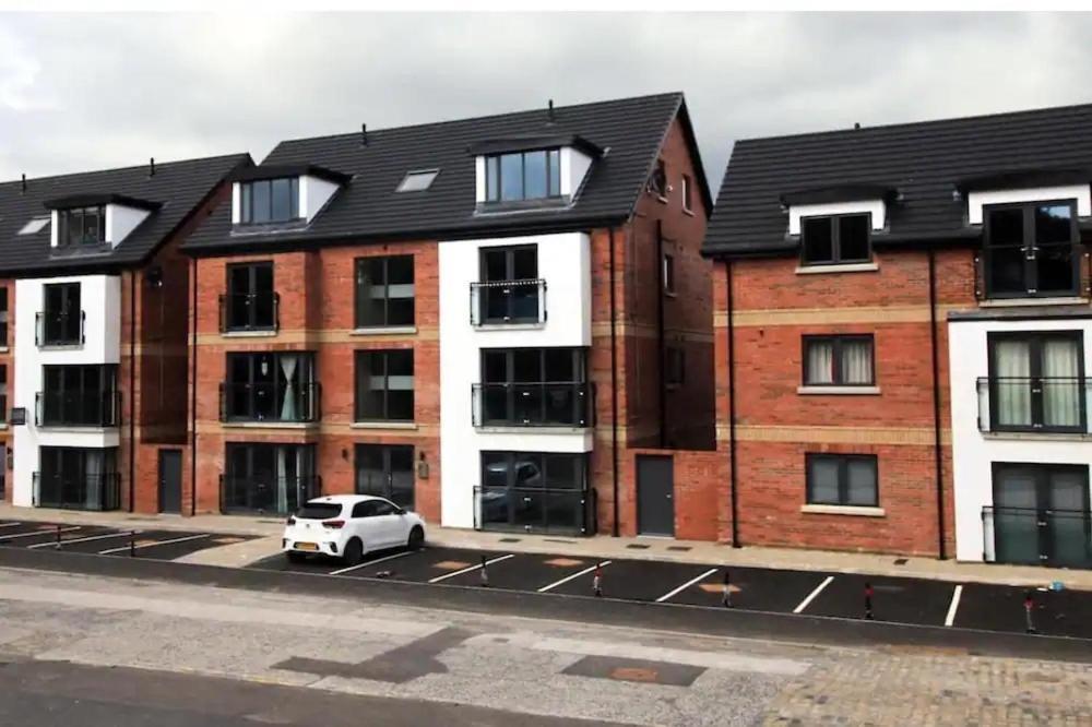 Aqua Dreams - Serviced Luxury Modern Belfast City Centre 2 Bed Apartment Экстерьер фото