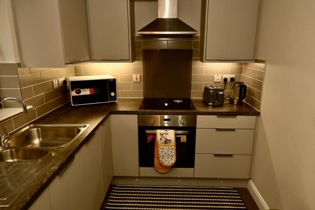 Aqua Dreams - Serviced Luxury Modern Belfast City Centre 2 Bed Apartment Экстерьер фото