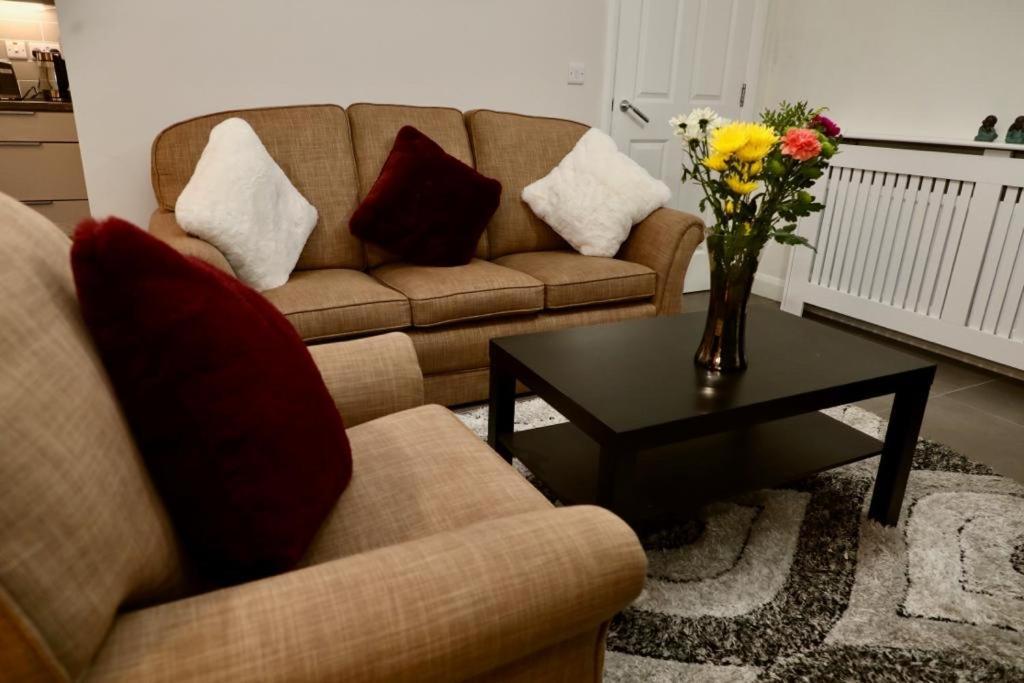 Aqua Dreams - Serviced Luxury Modern Belfast City Centre 2 Bed Apartment Экстерьер фото