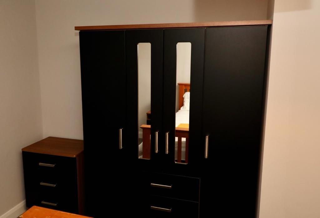 Aqua Dreams - Serviced Luxury Modern Belfast City Centre 2 Bed Apartment Экстерьер фото
